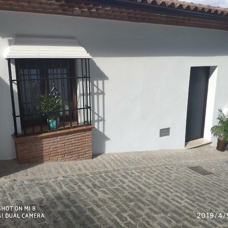 Apartamentos Cantareria, Rosa Mosqueta Setenil De Las Bodegas Екстер'єр фото